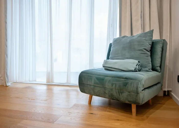 شقة Raspberry And